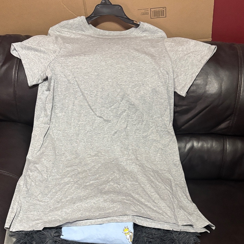 Old Navy Heather Gray Short Sleeve Tee